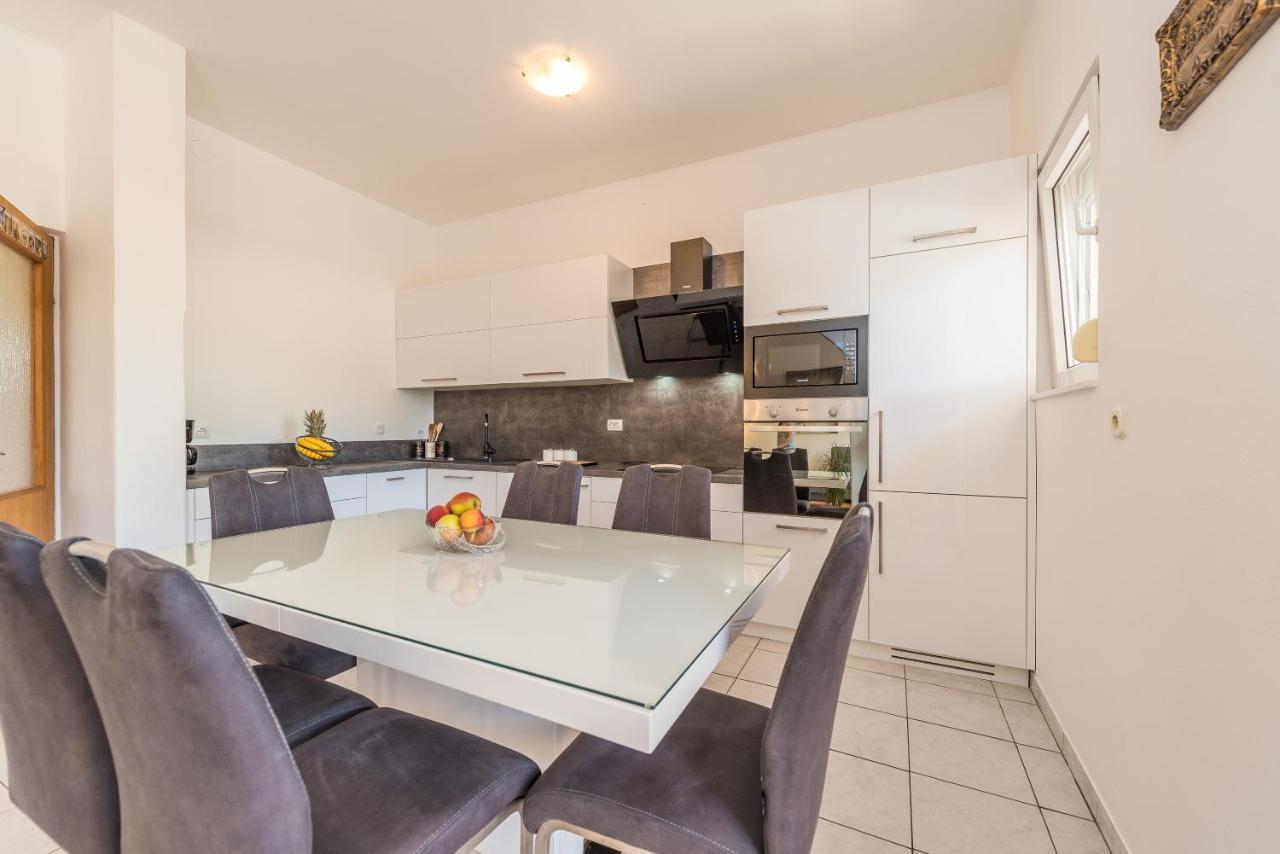 Nelly Apartments プリヴラカ エクステリア 写真